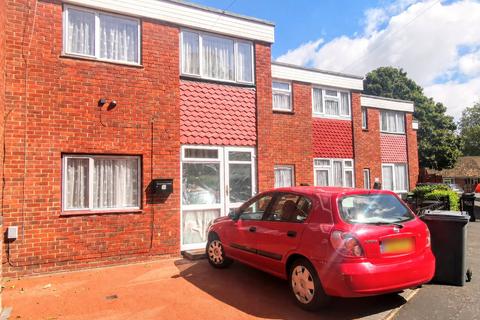 Terraced house - Waterloo Street, Southsea, Hampshire, PO5