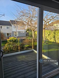 2 bedroom semi-detached house to rent, Craigs Drive, Edinburgh, EH12