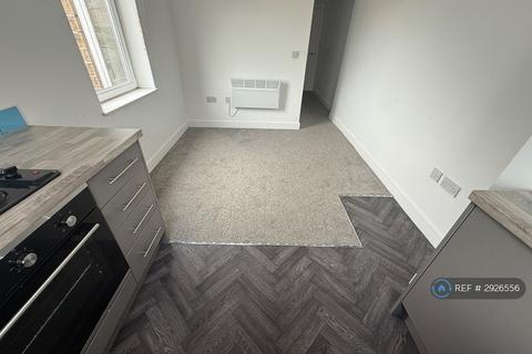 3 bedroom flat to rent, Eldon St North, Barnsley, S71