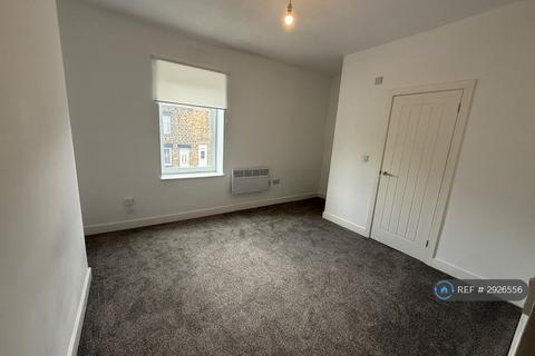3 bedroom flat to rent, Eldon St North, Barnsley, S71