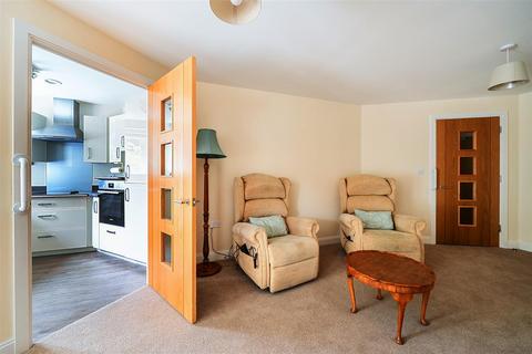 1 bedroom retirement property for sale, Shackleton Place, Devizes, SN10