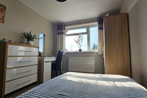 1 bedroom in a house share to rent, Cromwell Avenue, Aylesbury HP19