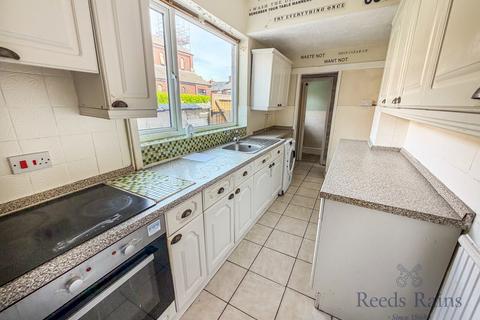3 bedroom end of terrace house for sale, Gibbins Street, Staffordshire ST1
