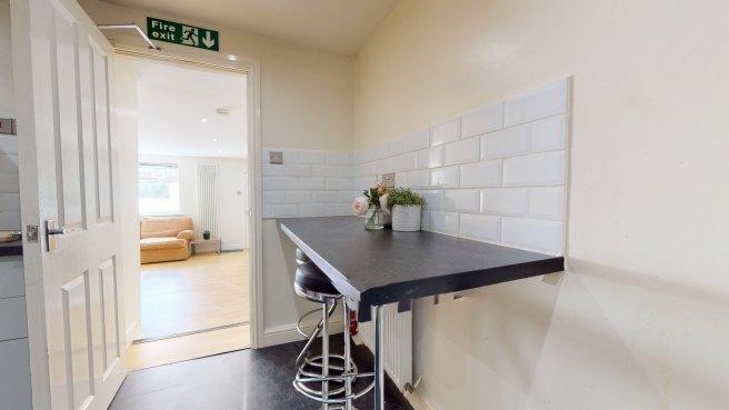 Westgate Road – pohled 5