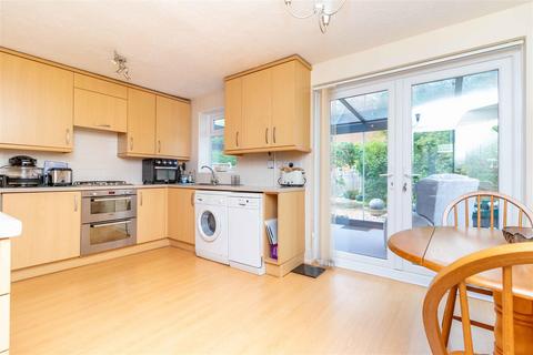 3 bedroom detached house for sale, Swallows Green Drive, Worthing