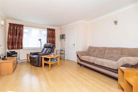 3 bedroom detached house for sale, Swallows Green Drive, Worthing