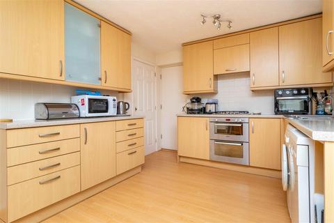 3 bedroom detached house for sale, Swallows Green Drive, Worthing