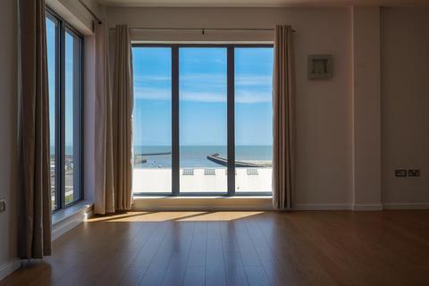 2 bedroom penthouse for sale, Kings Road, Swansea
