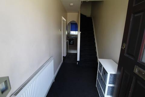 3 bedroom terraced house for sale, Constable Gardens, Edgware, HA8