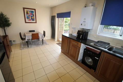 3 bedroom terraced house for sale, Constable Gardens, Edgware, HA8
