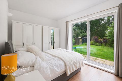 2 bedroom flat for sale, Burnt Ash Hill, London SE12