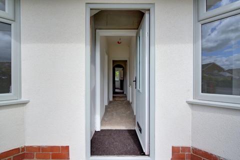 3 bedroom bungalow to rent, Oakfield Road, Chester, CH1