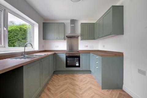 3 bedroom bungalow to rent, Oakfield Road, Chester, CH1