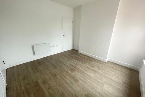 1 bedroom in a house share to rent, Greenheath Road, Cannock, WS12
