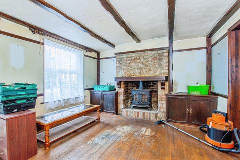 2 bedroom end of terrace house for sale, High Road, Elm, Wisbech