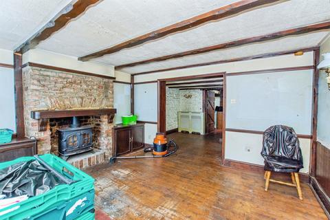 2 bedroom end of terrace house for sale, High Road, Elm, Wisbech