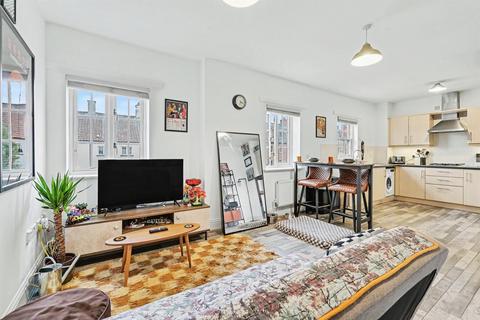 1 bedroom flat for sale, Scribers Drive, Upton, Northampton