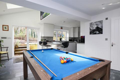 4 bedroom detached house for sale, Heathfield Gardens, Robertsbridge