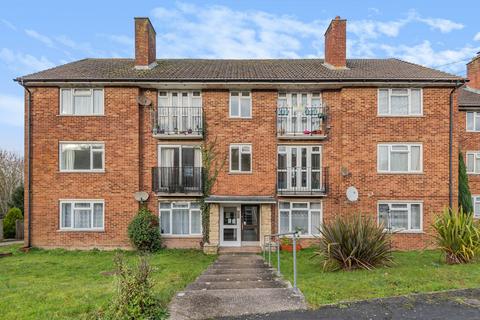 2 bedroom flat to rent, Firmstone Road, Winchester, SO23