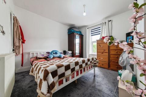 2 bedroom terraced house for sale, Thesiger Street, Lincoln, Lincolnshire, LN5