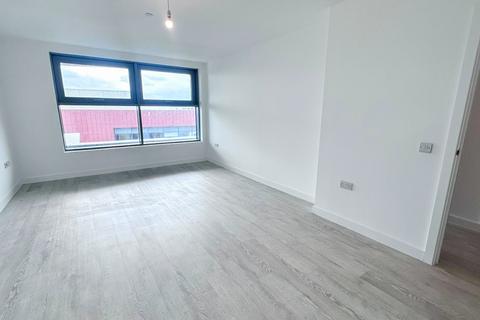 1 bedroom penthouse to rent, Armstrong House, Fletton Quays, Peterborough