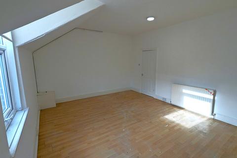 2 bedroom flat to rent, Roseville Street, Sunderland, SR4
