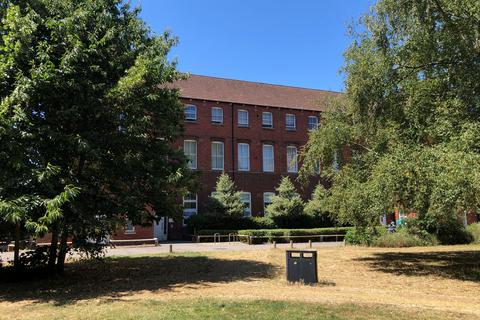 2 bedroom flat to rent, James Weld Close, Southampton, SO15