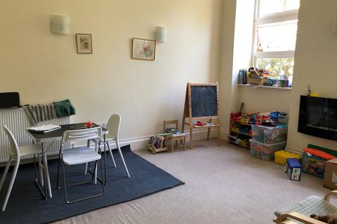 2 bedroom flat to rent, James Weld Close, Southampton, SO15