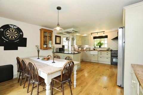 5 bedroom semi-detached house for sale, Howbourne Lane, Buxted, Uckfield, East Sussex, TN22