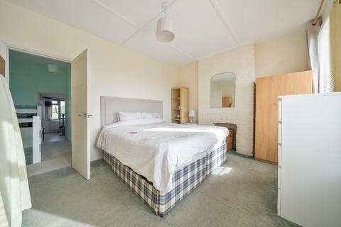 3 bedroom house for sale, Homesdale Road, Bromley, BR2