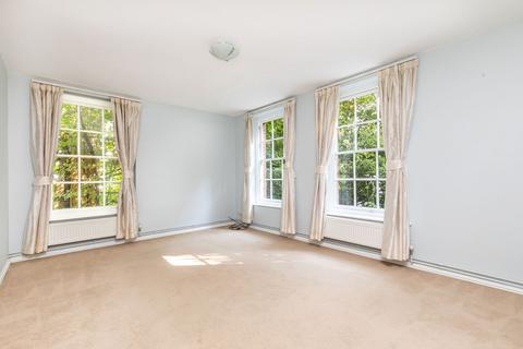 2 bedroom flat to rent, St. Cross Road, Avlan Court St. Cross Road, SO23