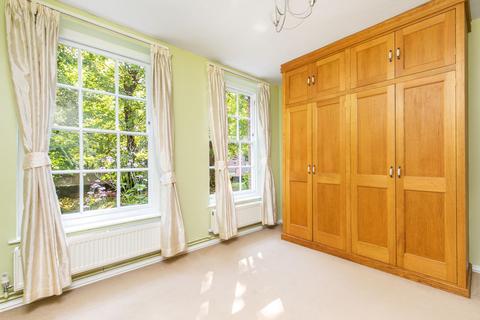 2 bedroom flat to rent, St. Cross Road, Avlan Court St. Cross Road, SO23