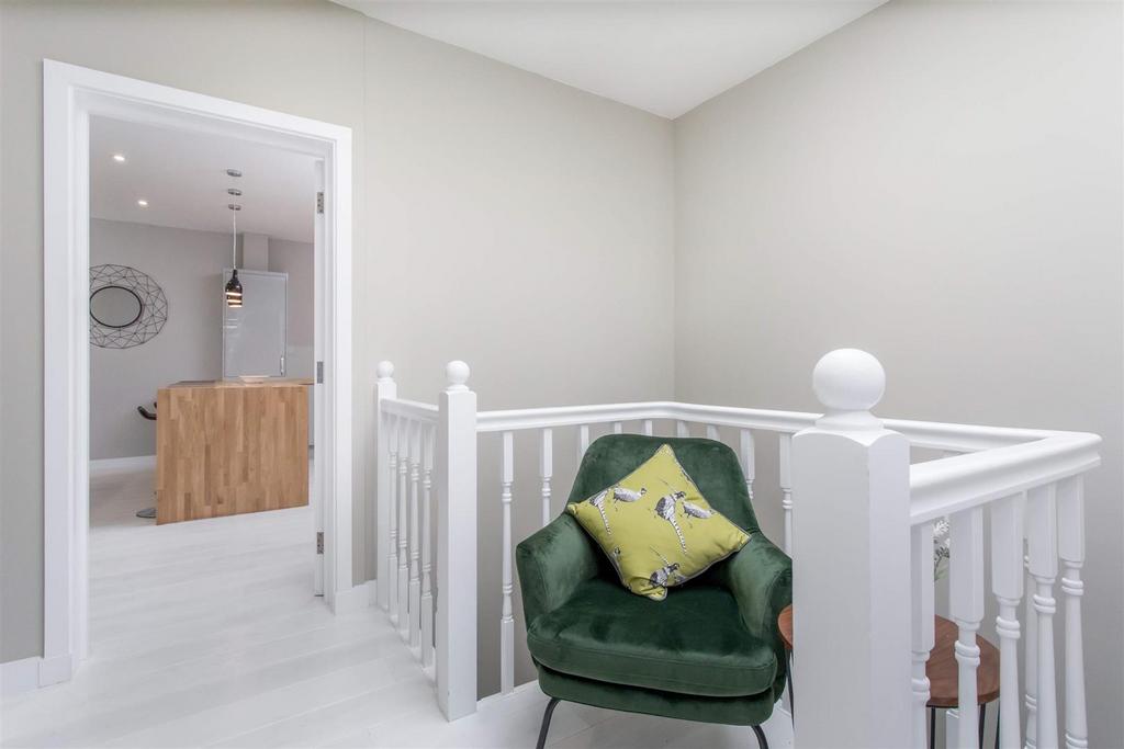 Apartment in Brighton, Brunswick - View 2