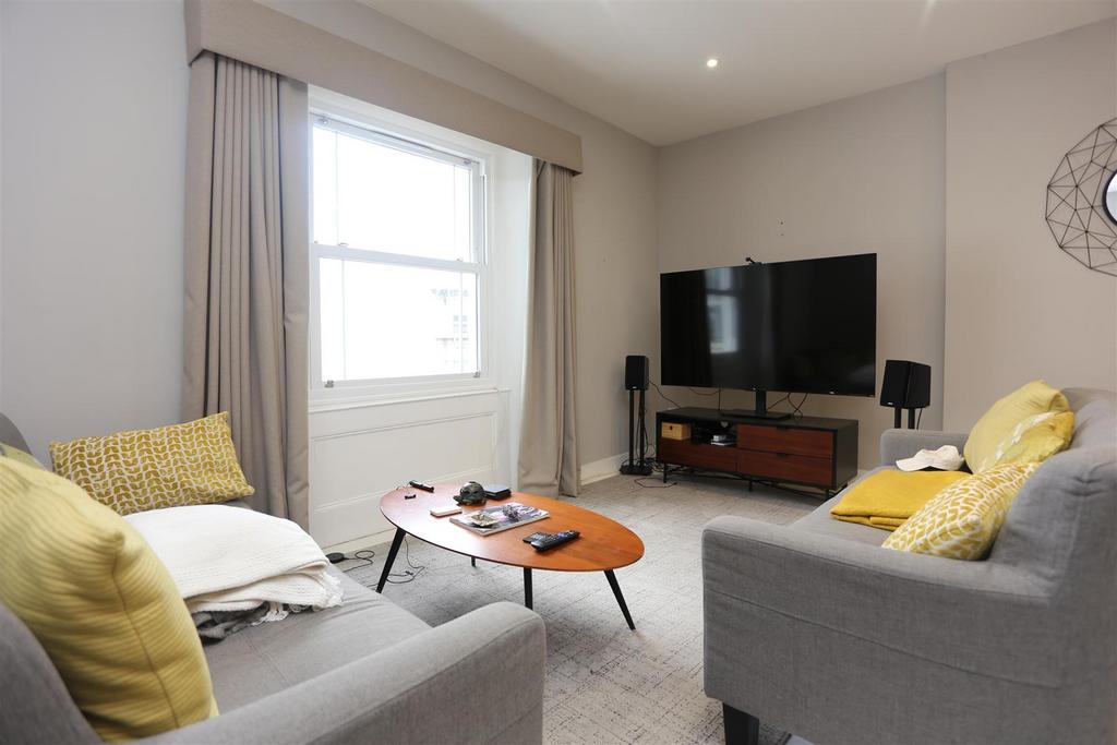 Apartment in Brighton, Brunswick - View 4