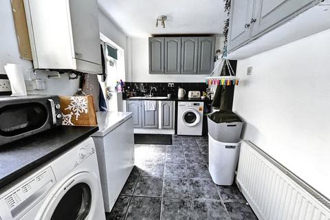 3 bedroom end of terrace house for sale, Coverdale, Leam Lane, Gateshead, Tyne and Wear, NE10 8HX