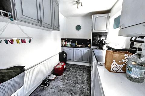 3 bedroom end of terrace house for sale, Coverdale, Leam Lane, Gateshead, Tyne and Wear, NE10 8HX