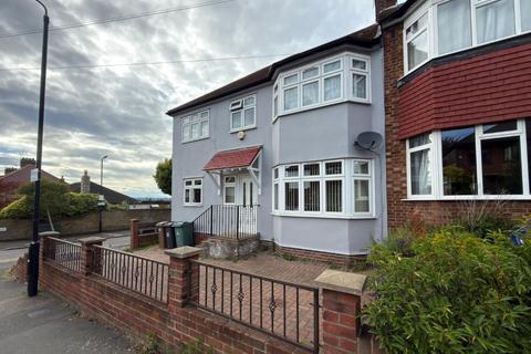66 Belle Vue Road, Walthamstow, London, E17 4DG
