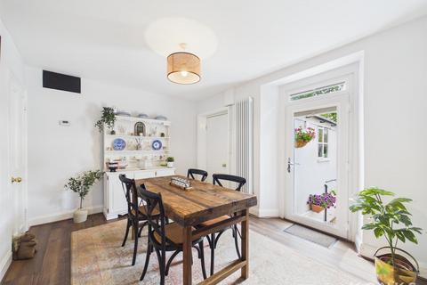 4 bedroom terraced house for sale, Moreton Crescent, Shrewsbury