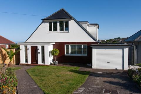 Dumpton Park Drive, Broadstairs, CT10