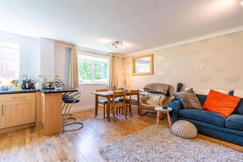 2 bedroom apartment to rent, Deneside Court, Jesmond Vale, NE2
