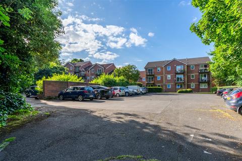 2 bedroom apartment to rent, Deneside Court, Jesmond Vale, NE2