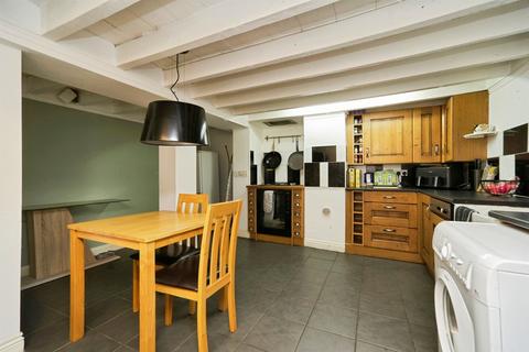 1 bedroom terraced house for sale, Burton Street, Farsley, Pudsey