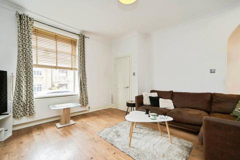 1 bedroom terraced house for sale, Burton Street, Farsley, Pudsey