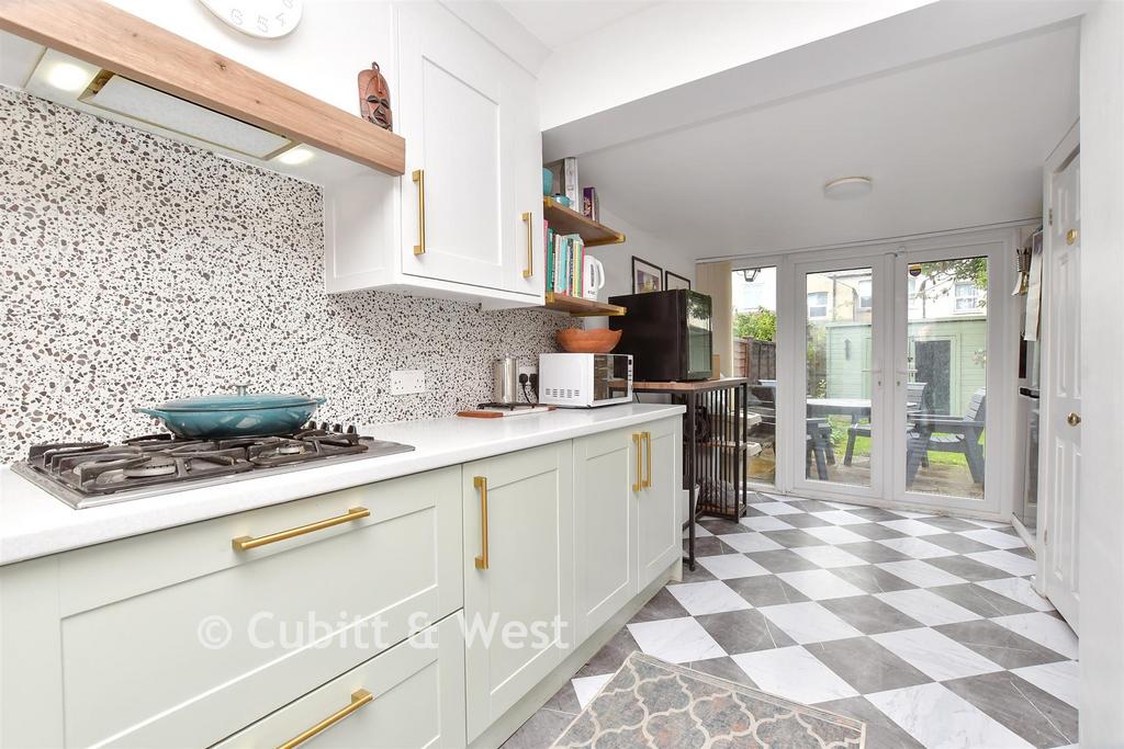 Kitchen/Breakfast Room