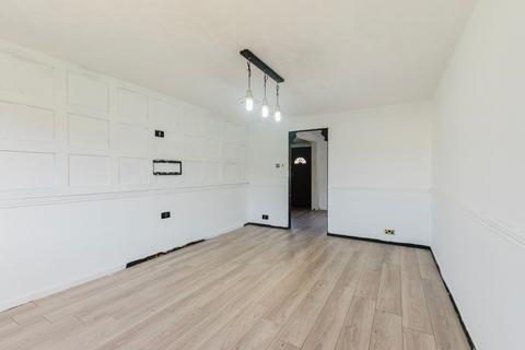 3 bedroom end of terrace house to rent, 21 Beech Way, Girvan, KA26 0BX