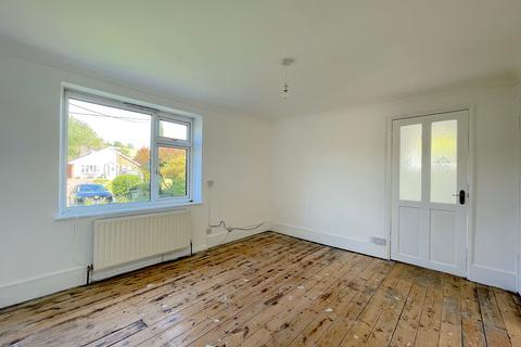 2 bedroom end of terrace house for sale, The Street, Newnham, ME9