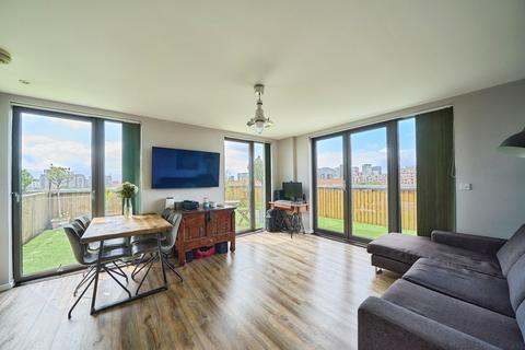 2 bedroom flat for sale, Robertson Road, LONDON, London, E16