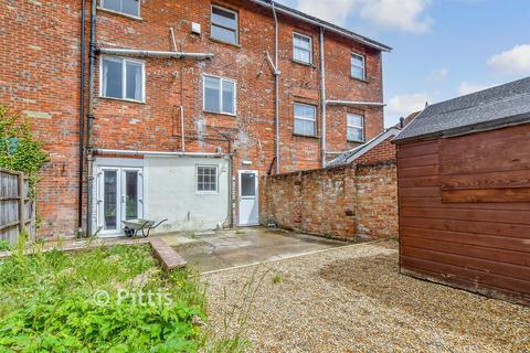 1 bedroom ground floor flat for sale, 121 St. James Street, Newport PO30