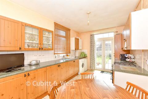3 bedroom terraced house for sale, Westbourne Road, Portsmouth PO2