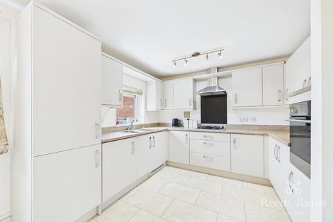 2 bedroom bungalow for sale, Maryfield Vale, West Yorkshire LS15